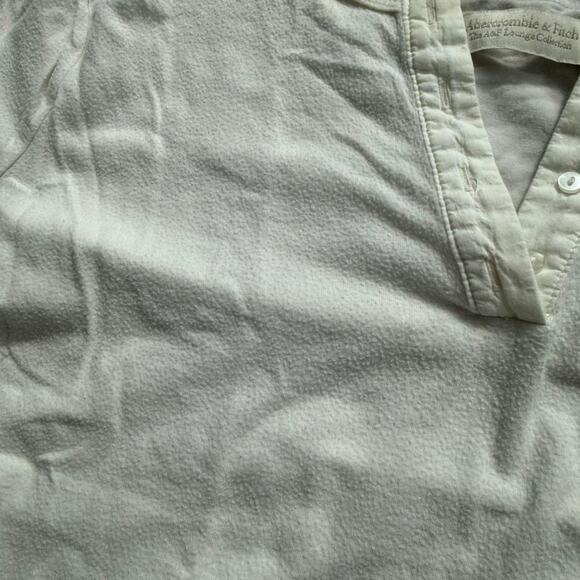 White abercrombie fitch - Picture 4 of 5